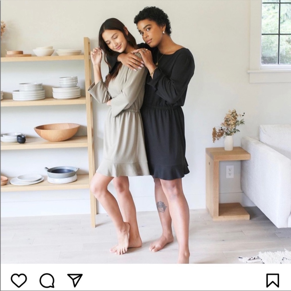 Emma Knudsen Sawyer Dress in Olive. Size M